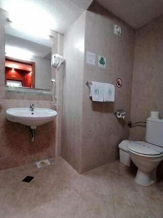 Отель ELA hotel Боровец Twin Room Pet Friendly (Ground Floor)-2