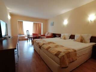 Отель ELA hotel Боровец Twin Room Pet Friendly (Ground Floor)-6